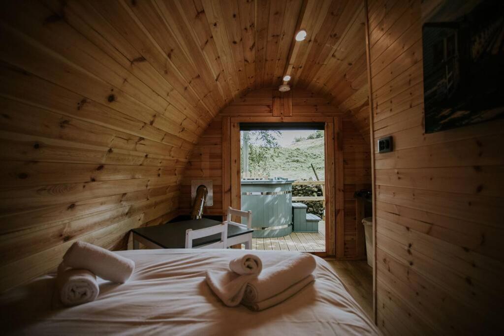 Ash Winter Retreat- Hot Tub & Log Bruner Barmouth Kültér fotó